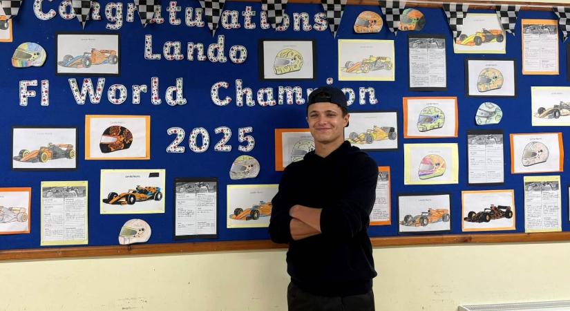 Egy iskolányi gyerek arcára csalt mosolyt az F1 világbajnoka