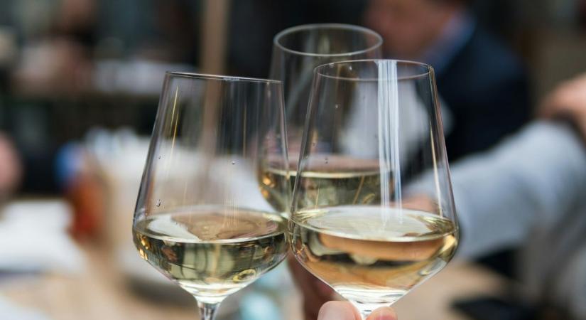 Hamarosan eltűnhet a polcokról a magyarok egyik kedvenc itala?