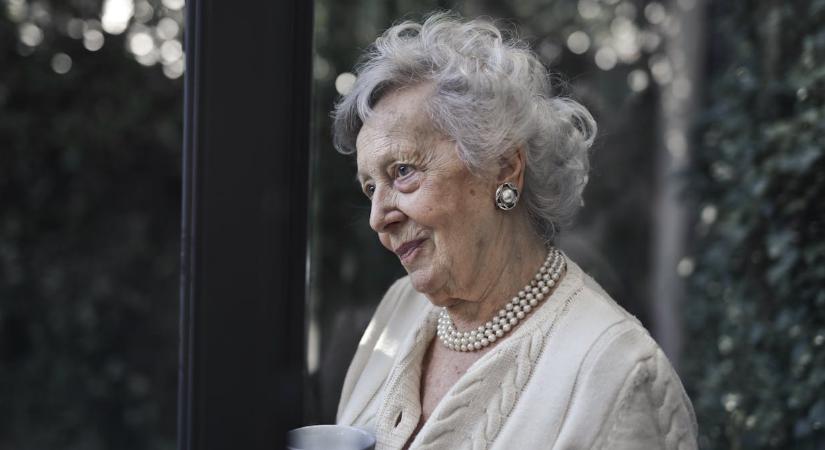 Eltartási vagy öröklési szerződés, mutatjuk, melyik éri meg jobban idős korban