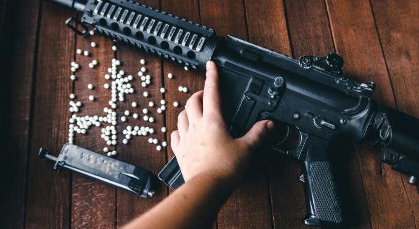 Lövöldözés volt egy szlovákiai iskolában