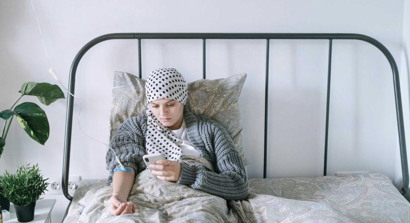 Célzottabb, kíméletesebb kezelések: új gépekkel bővítik az onkológiai ellátást Marosvásárhelyen