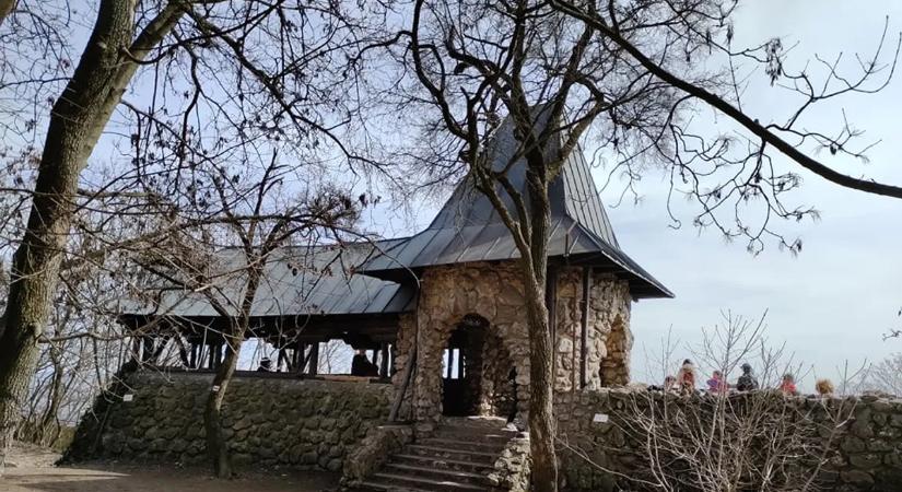 Családi körtúra az Árpád-kilátóhoz