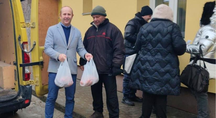 Idén is osztanak húst Apátfalván - a falunak saját állattartó telepe van