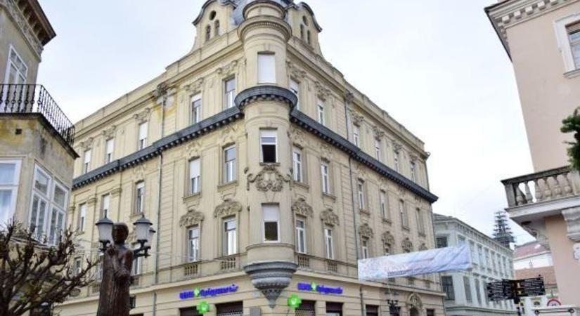 Elhárították a hibát - Újra nyitva a belvárosi könyvtár Győrben