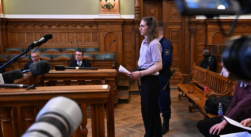 Nyolc év fegyházra ítélték Maja T. antifa aktivistát a három évvel ezelőtti budapesti támadásokért