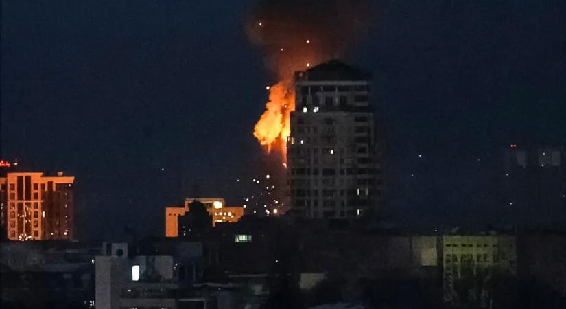 Putyin drónjai az újabb tárgyalások előtt sem kímélték a kemény fagyban az ukrán lakosságot