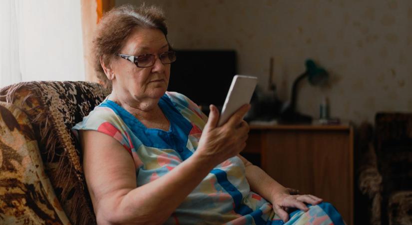 Kudarc a nyugdíjasok otthonfelújítási támogatása, az idősek többségének nem volt pénze az önrészhez