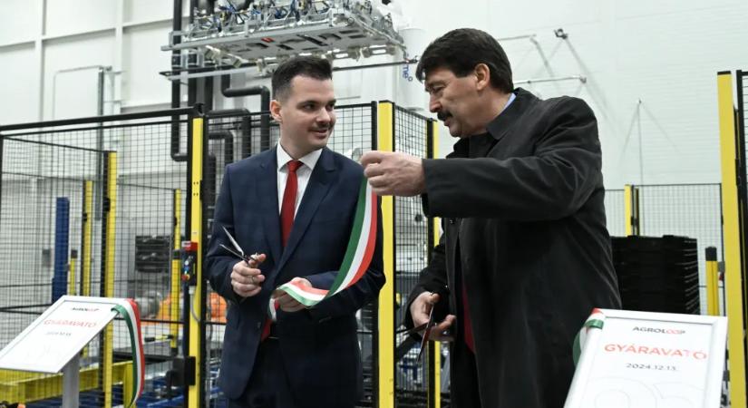 Csődeljárás indult a rovarfehérje-üzem ellen, amiben Áder János alapítványa is érdekelt volt