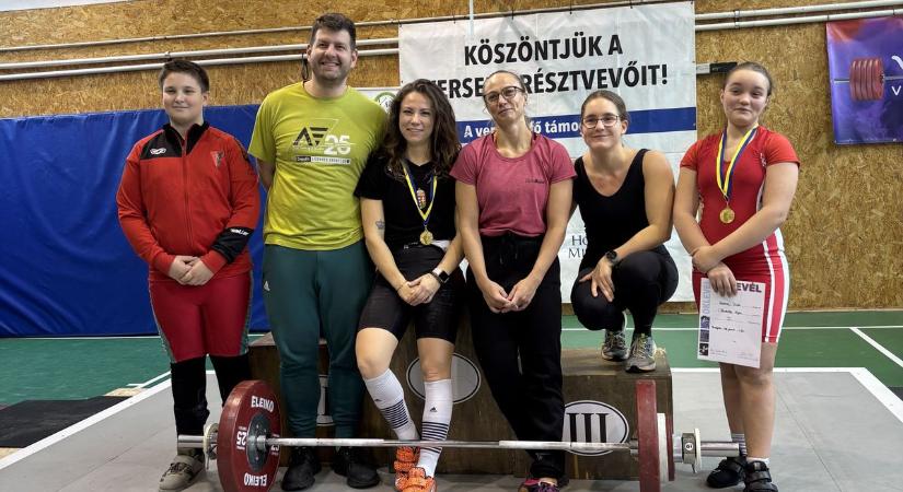 Az oroszlányi súlyemelők jól képviselték Komárom-Esztergomot, Breitner Viviennek nem volt ellenfele