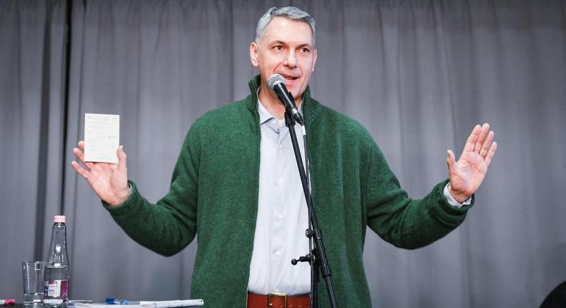 Cáfolja Lázár Jánost a rendőrség, senkit nem igazoltattak a gyöngyösi fórumon