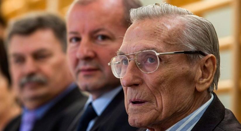 „Nem azért volt válogatott mert jó futballista volt” – Orbán Viktor így emlékezett meg a 100 éve született Grosics Gyuláról (VIDEÓ)