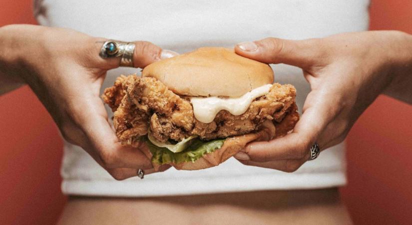 Jön: 1000 adag ingyen csirke február 7-én Budapest szívében