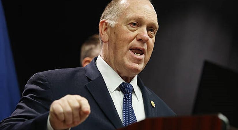 Veszélyben Trump támogatottsága, 700 bevándorlási ügynököt vonnak ki Minnesotából