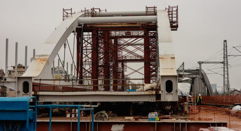 Mérnöki bravúr a Déli körvasút bővítési projektben
