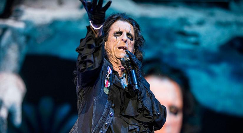 Ez történt Elvis Presley és Alice Cooper között: 10 érdekesség róla