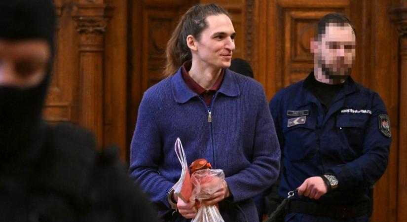 Elkezdődött: egész Németországot lángba boríthatják Maja T. miatt az antifasiszták