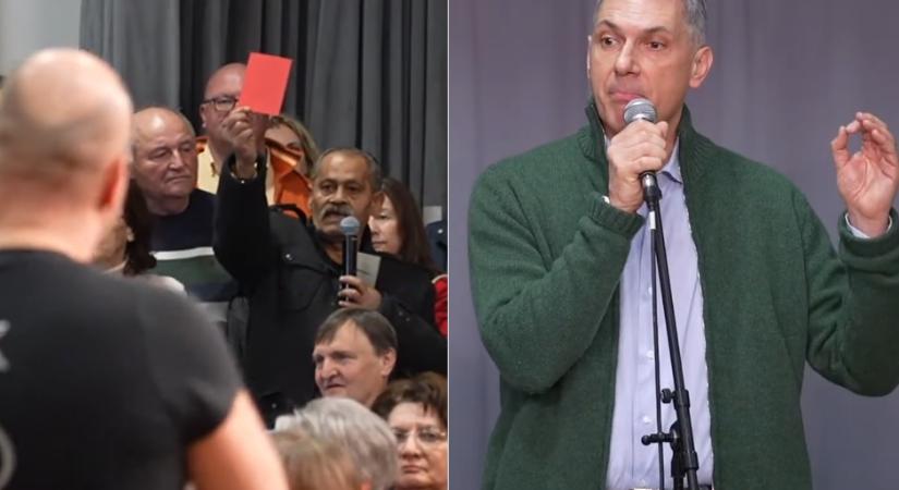 A rendőrség cáfolja Lázár Jánost: a fideszes politikus hazudott a botrányos fórumával kapcsolatban