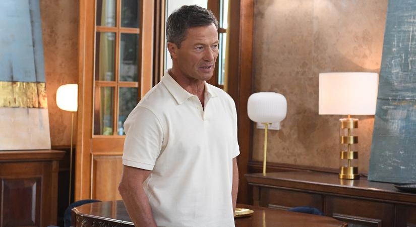 Óriási fordulat A Nagy Ő rózsaceremóniáján