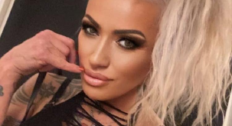 Bajba került a magyar Pamela Anderson