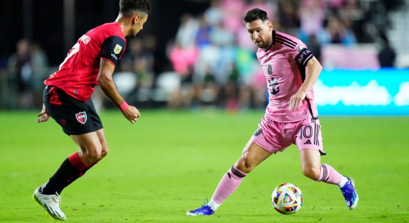 Szenzáció: egykori nevelőcsapata Messi visszatérésén dolgozik