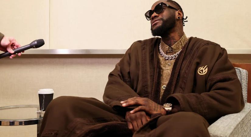 Botrány élő adásban: a világbajnok tombolt, a biztonságiaknak kellett közbelépni – videó