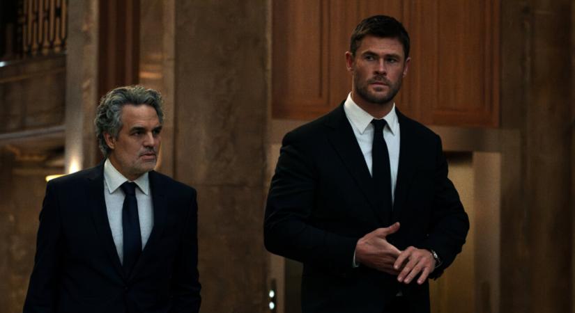 Megérkeztek az első, némileg meglepő reakciók A bűn útjára, amelyben Chris Hemsworth, Halle Berry és Mark Ruffalo akcióznak