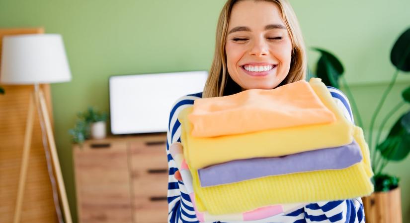 Így száríts gyorsan ruhákat télen: beltéri trükkök, amik napfény nélkül is működnek