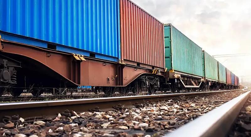 Hogyan védi ma a technológia a vasúti rakományokat?