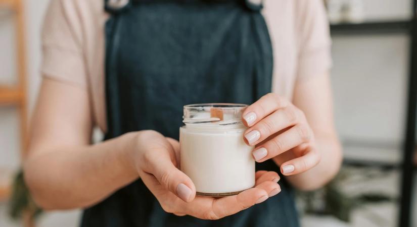 Házi joghurt készítése egyszerűen: 3 lépés a krémes eredményért