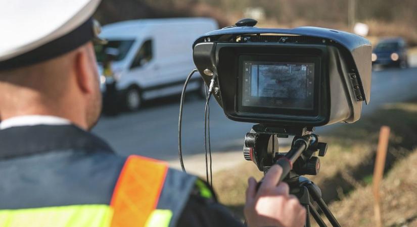 Ezt sokan nem tudják - van egy titkos kibúvó a büntetés alól, ha elkapta a kocsit a traffipax