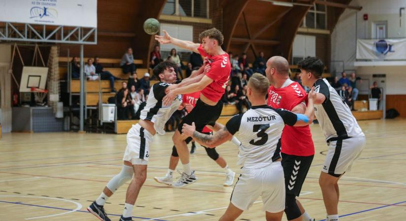 Győzelemmel nyitott a mezőtúri és a túrkevei csapat is