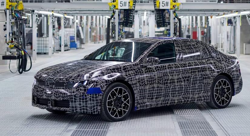 Elstartolt a debreceni BMW szedán testvérmodelljének a gyártása