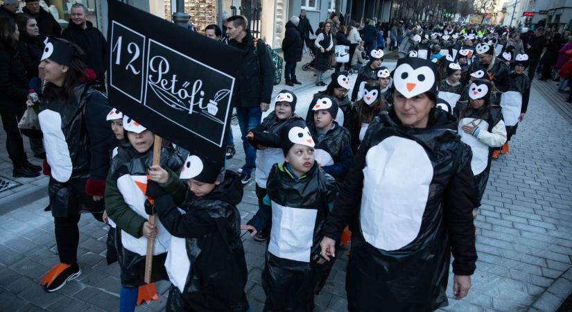 Ne alakoskodjunk, csak akkor, amikor kötelező!