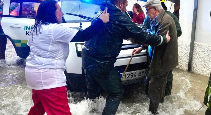 Rendkívüli esőzések sújtják Andalúziát: több mint háromezer embert evakuáltak