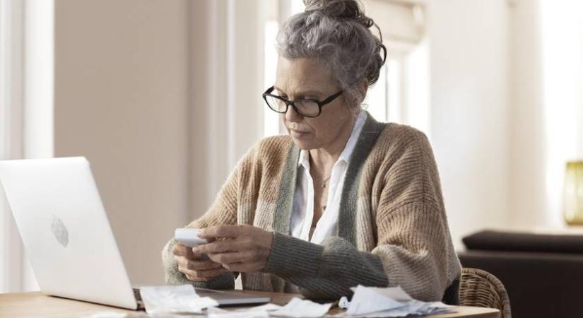 Újraszámíthatják a nyugdíjad, ha ez igaz rád: jelentős összeg is múlhat rajta