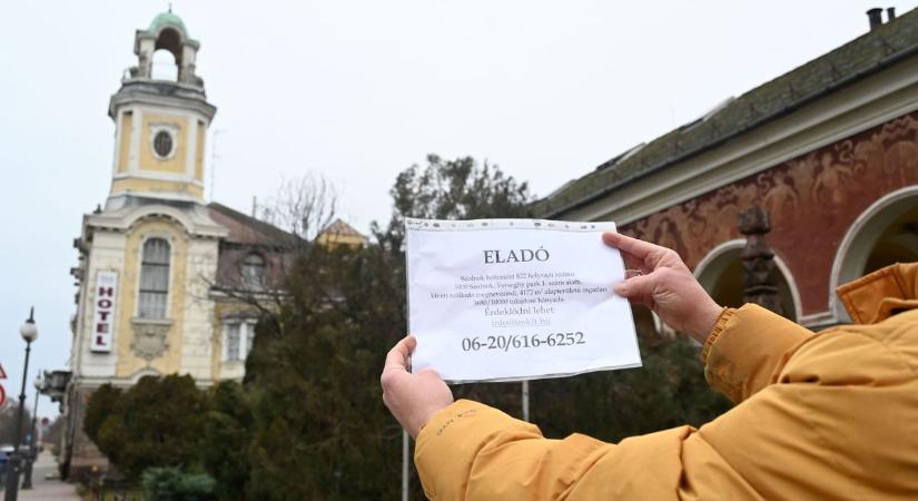 Tisza Szálló: a korábbi generációk büszkesége a maiak szégyene!