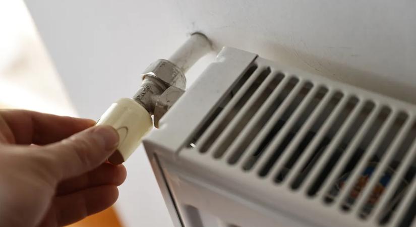 Milliárdok maradnak a magyar családoknál a januári rezsistop miatt