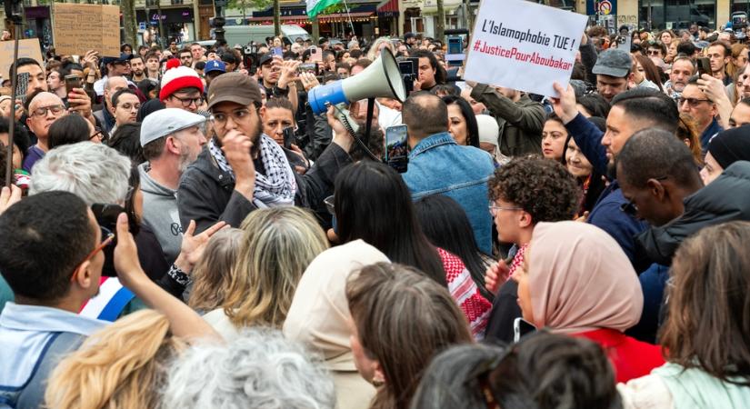 A migrációs helyzet megoldása tíz év óta nem változott