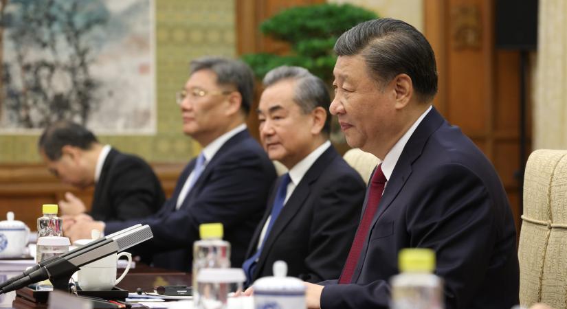 Történelmi változás a világ második legnagyobb gazdaságában: ilyen alacsony növekedési cél évtizedek óta nem volt