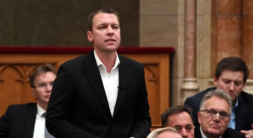 Menczer Tamásnak szinte már hiányzik Szél Bernadett