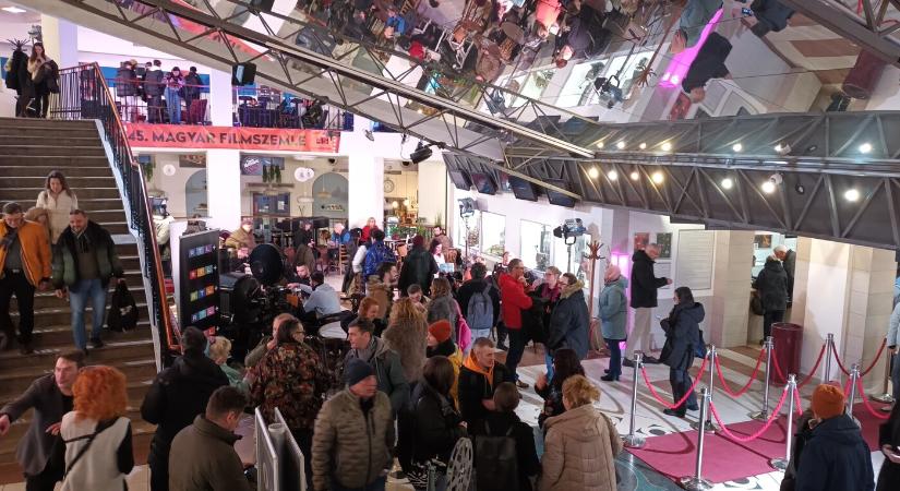 Fillérekből forgatnak a legjobb filmesek