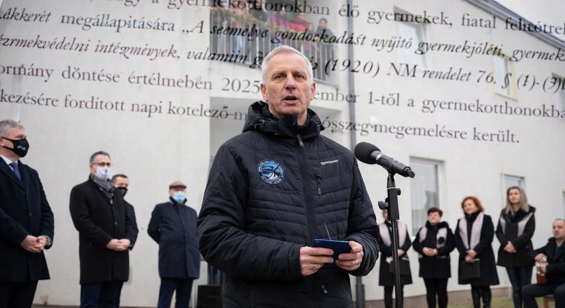 Egyre több állami gondozott él gyermekotthonban, de legalább már nem koplalnak