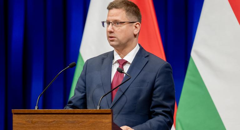 Három ukrán katonai vezetőt tiltott ki a kormány, érkeznek a magasabb fizetések - Jönnek a kormány bejelentései, újabb részletek derülhetnek ki a rezsistopról