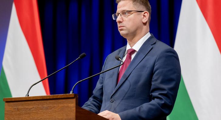 Három ukrán katonai vezető kitiltásáról döntött a kormány