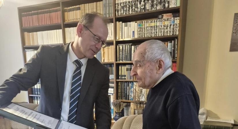 Dr. Márkus Ferencet, Nagykanizsa díszpolgárát köszöntötte Horváth Jácint polgármester