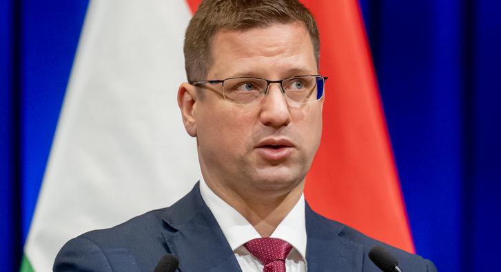 Gulyás Gergely az Indexnek elárulta, személyesen is beszélt egy felvidéki ügyvéddel a Benes-dekrétumokkal kapcsolatban