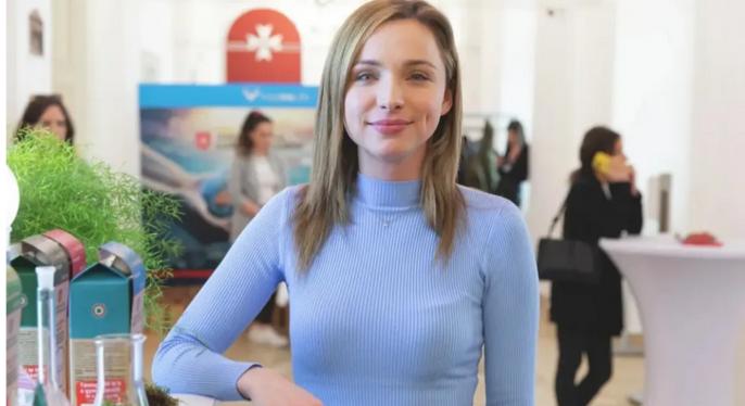 Dobos Evelinnel Thaiföldön kórházba rohant a mentő