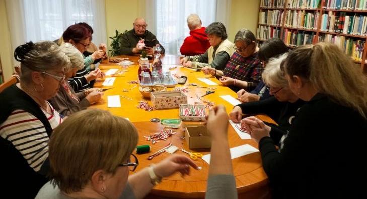 Kokárda készítés Vámosgyörkön 