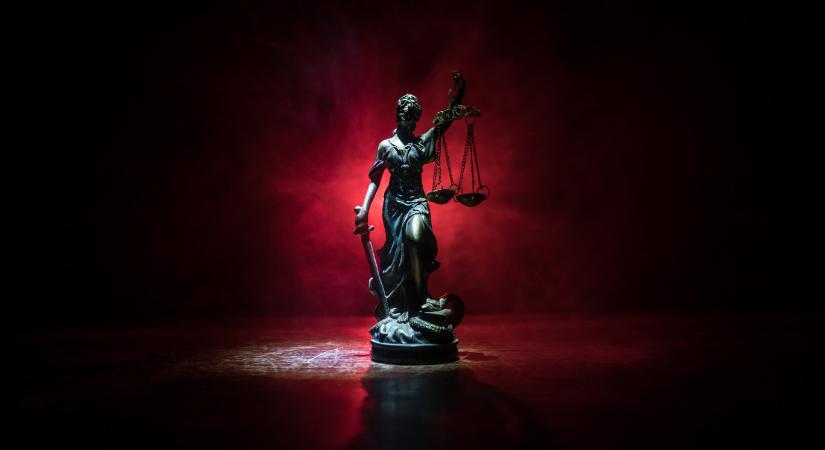 Hiába rendelte el a kormány, mégsem szüntette meg a bíróság a szolidaritási hozzájárulás miatt indított pert