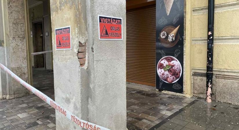 Figyelem: Omlásveszély miatt lezárták a forgalmas útvonalat